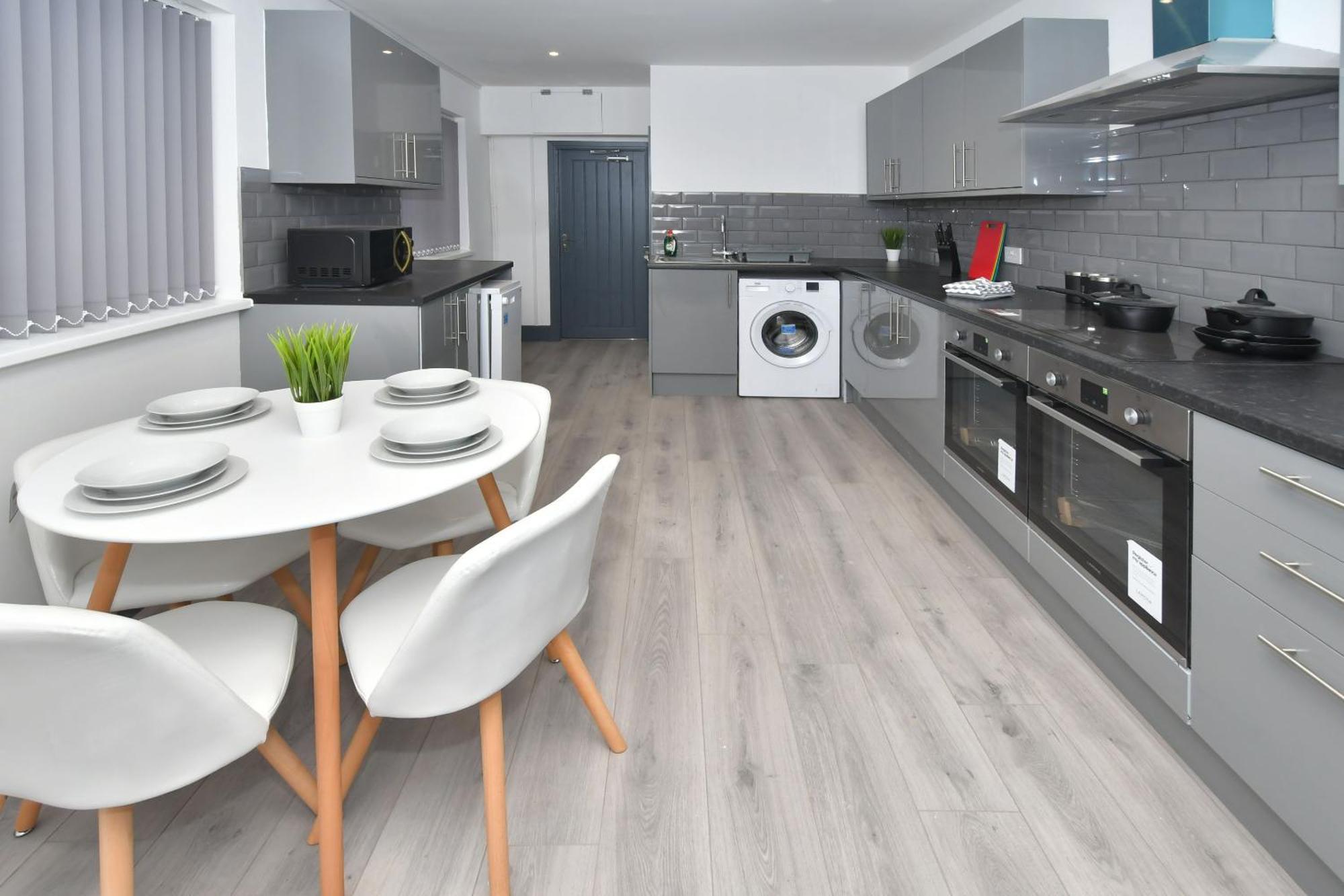 Etruria Townhouse @ 24 Brunswick Place Stoke מראה חיצוני תמונה